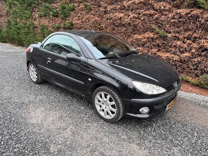 Gebruikt 2003 Peugeot 206 CC Cabriolet | € 2.499 (Eerlijke prijs) - Afbeelding 1/3