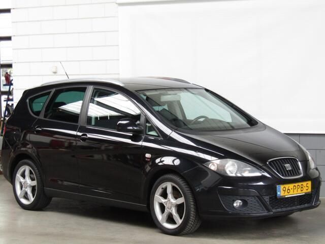 Zwart, andere lak Gebruikt 2011 Seat Altea XL MPV | € 4.250 (Eerlijke prijs) - Afbeelding 1/4