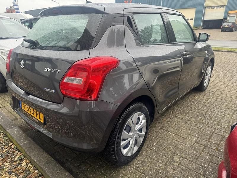 Occasion Suzuki Swift Comfort 83 PK (61 kW) 2023 Grijs Hatchback
