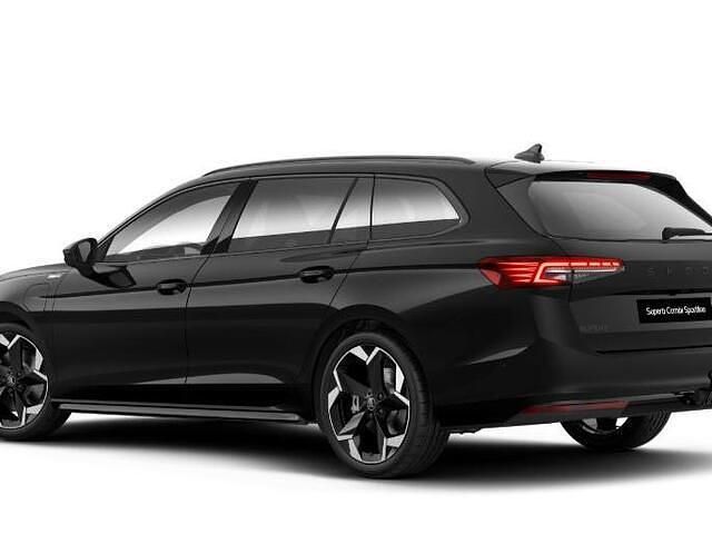 Nieuw Skoda Superb Business Line 204 PK (150 kW) 2025 Zwart Stationwagen