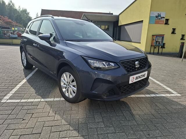 Zwart Gebruikt 2023 Seat Arona Style SUV | € 15.850 (Super prijs) - Afbeelding 1/4