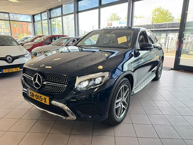 Blauw Occasion 2018 Mercedes GLC250 Premium Plus Coupé | € 34.950 - Afbeelding 1/3