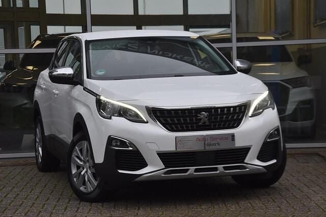 Wit Gebruikt 2017 Peugeot 3008 Premium SUV | € 12.440 (Eerlijke prijs) - Afbeelding 1/4