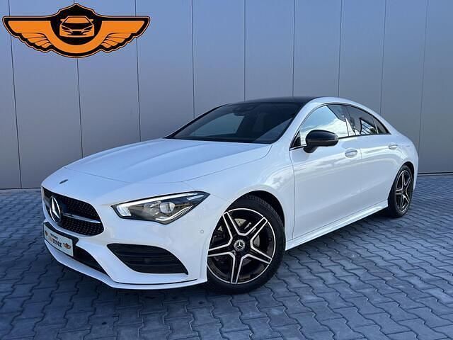 Wit Gebruikt 2020 Mercedes CLA220 AMG Sedan | € 29.950 (Eerlijke prijs) - Afbeelding 1/4