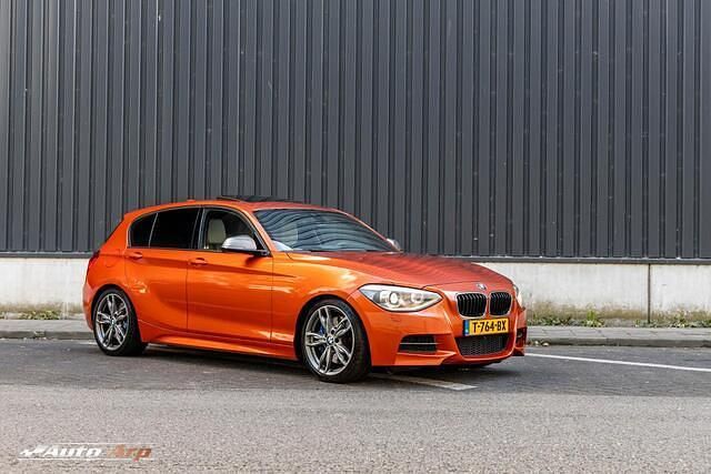 Occasion BMW M135 Executive 320 PK (235 kW) 2013 Oranje Hatchback