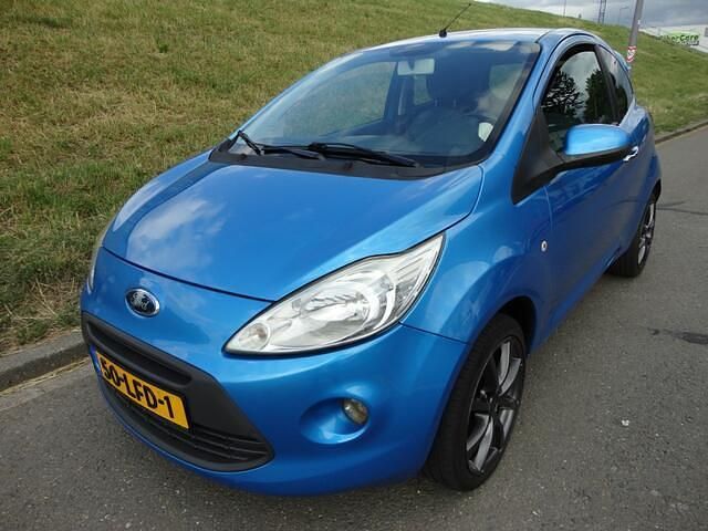 Blauw Gebruikt 2010 Ford Ka Titanium X Hatchback | € 2.950 (Eerlijke prijs) - Afbeelding 1/4