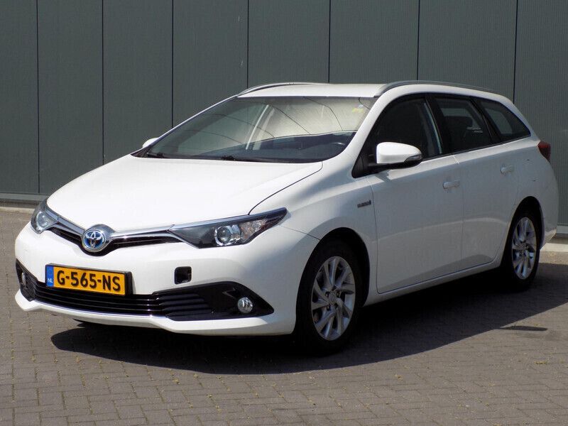 Wit Gebruikt 2016 Toyota Auris Hybrid Business Edition Hatchback | € 12.700 (Goede deal) - Afbeelding 1/3