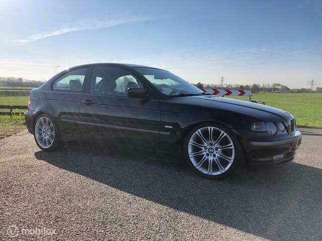 Occasion BMW 325 192 PK (141 kW) 2001 Zwart Hatchback