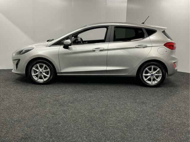 Occasion Ford Fiesta Titanium 95 PK (69 kW) 2021 Grijs Hatchback