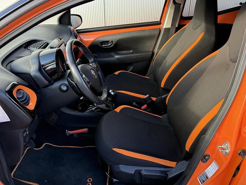Occasion Toyota Aygo X-cite 72 PK (52 kW) 2020 Oranje Hatchback