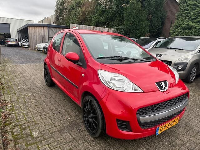 Occasion Peugeot 107 68 PK (50 kW) 2011 Rood Hatchback