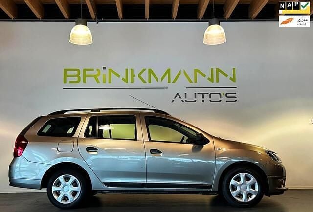 Bruin, metallic lak Gebruikt 2015 Dacia Logan MCV Ambiance MPV | € 7.495 (Eerlijke prijs) - Afbeelding 1/4