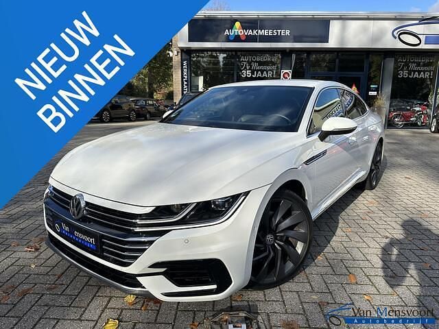Wit Gebruikt 2017 VW Arteon Business Hatchback | € 27.950 - Afbeelding 1/4