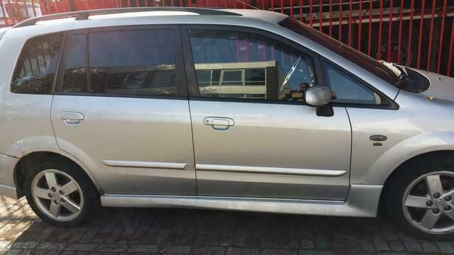 Grijs Gebruikt 2002 Mazda Premacy Exclusive MPV | € 1.250 - Afbeelding 1/4