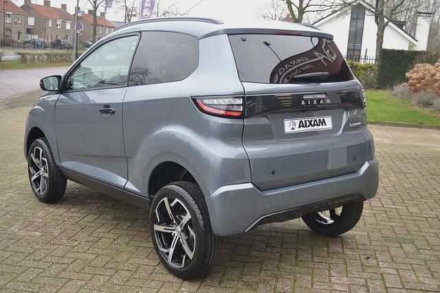 Nieuw Aixam Crossover Premium 2025 Grijs