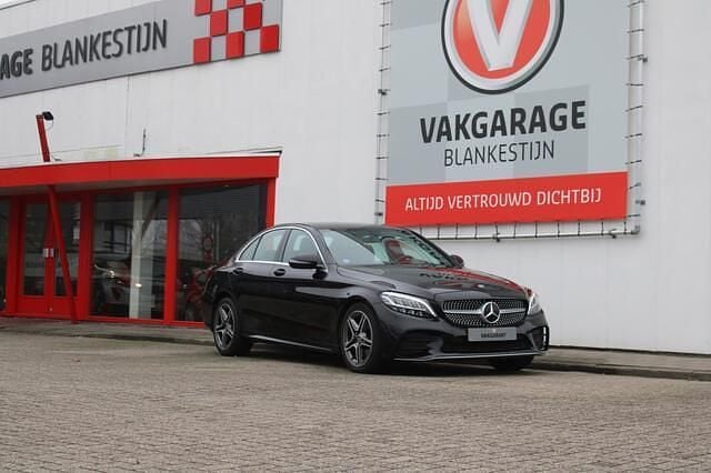 Occasion Mercedes C180 AMG 157 PK (115 kW) 2021 Zwart Sedan