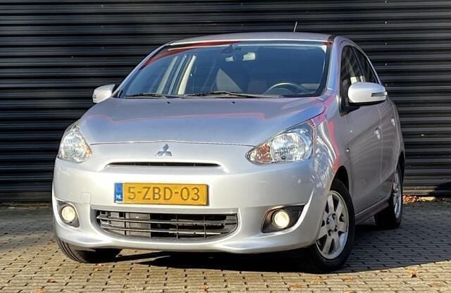 Grijs Gebruikt 2014 Mitsubishi Space Star Intense Hatchback | € 6.950 (Goede deal) - Afbeelding 1/4