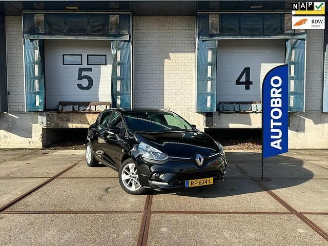 Zwart Gebruikt 2017 Renault Clio IV LIMITED Hatchback | € 7.799 (Goede deal) - Afbeelding 1/4