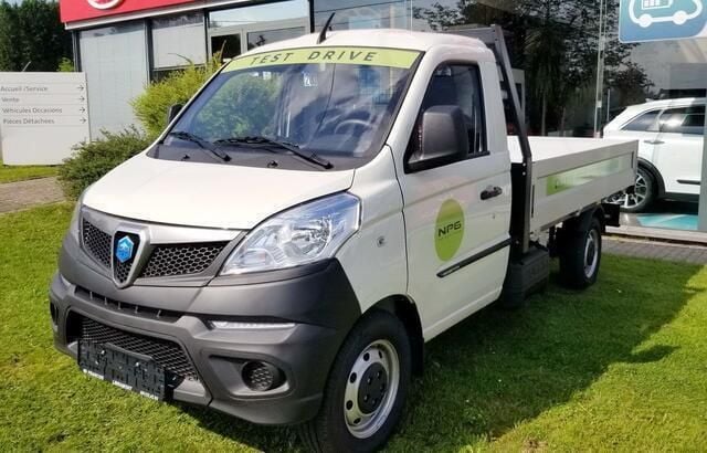 Wit Gebruikt 2023 Piaggio Porter Van | € 23.595 - Afbeelding 1/4