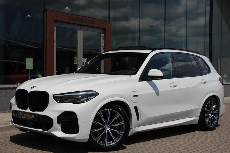 Wit Gebruikt 2022 BMW X5 Executive SUV | € 60.945 (Iets duurder) - Afbeelding 1/4