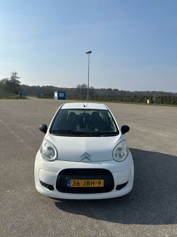 Gebruikt 2009 Citroën C1 Advance Hatchback | € 1.750 (Eerlijke prijs) - Afbeelding 1/4
