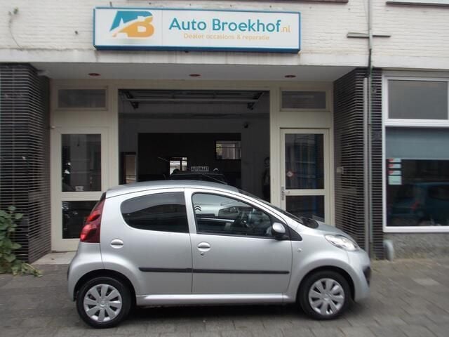 Occasion Peugeot 107 Active 68 PK (50 kW) 2013 Grijs Hatchback