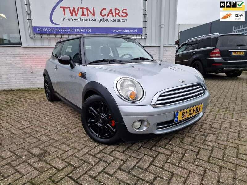 Grijs Gebruikt 2007 Mini ONE Pepper Hatchback | € 2.950 (Eerlijke prijs) - Afbeelding 1/4