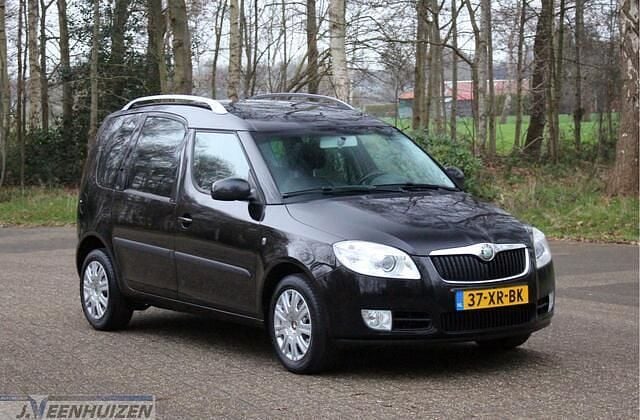 Zwart Gebruikt 2007 Skoda Roomster Comfort MPV | € 2.999 (Eerlijke prijs) - Afbeelding 1/4