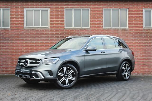 Grijs Gebruikt 2021 Mercedes GLC300 SUV | € 41.950 (Super prijs) - Afbeelding 1/4