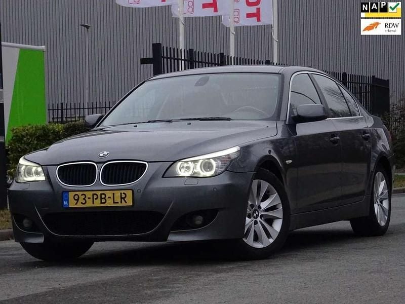 Grijs Occasion 2004 BMW 530 Executive Sedan | € 3.499 (Super prijs) - Afbeelding 1/4
