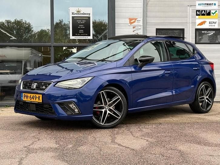 Blauw Gebruikt 2017 Seat Ibiza Business Hatchback | € 16.350 (Eerlijke prijs) - Afbeelding 1/4