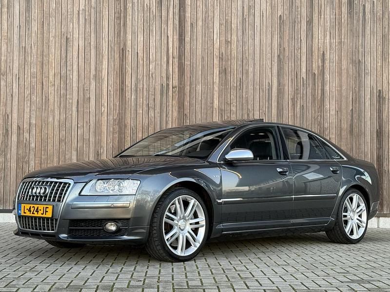 Grijs Gebruikt 2007 Audi S8 Proline Sedan | € 24.950 - Afbeelding 1/4