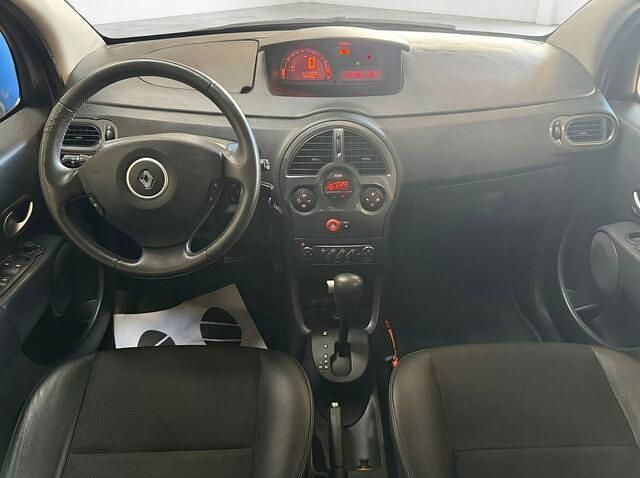 Occasion Renault Grand Modus Exception 112 PK (82 kW) 2010 Grijs (metallic) MPV