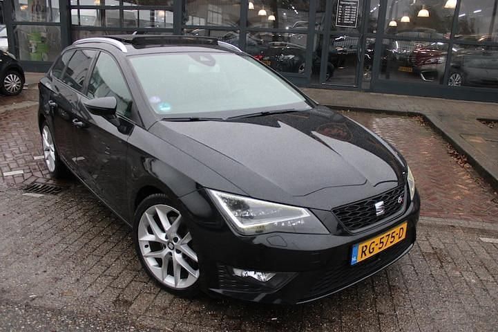 Occasion Seat Leon ST FR 180 PK (132 kW) 2014 Zwart Stationwagen