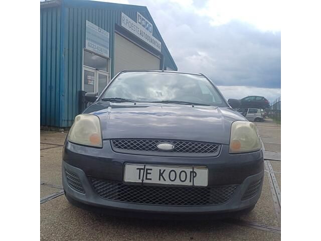 Grijs Gebruikt 2008 Ford Fiesta Cool & Sound Edition Hatchback | € 1.250 (Eerlijke prijs) - Afbeelding 1/4