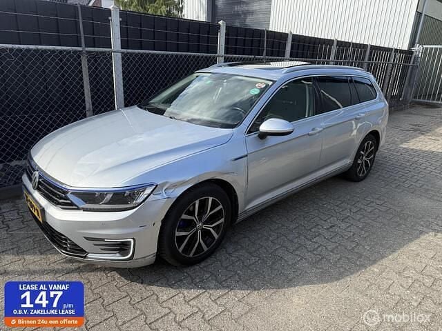 Grijs Gebruikt 2015 VW Passat Highline Stationwagen | € 7.950 (Goede deal) - Afbeelding 1/4