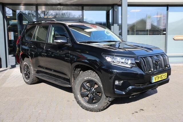 Zwart Gebruikt 2023 Toyota Land Cruiser SUV | € 49.995 (Eerlijke prijs) - Afbeelding 1/4