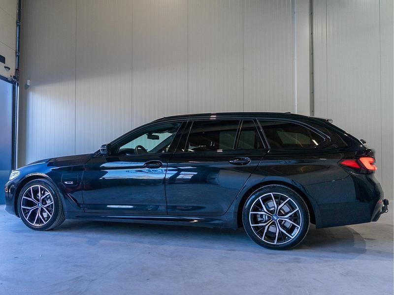 Occasion BMW 530 184 PK (135 kW) 2023 Zwart Stationwagen