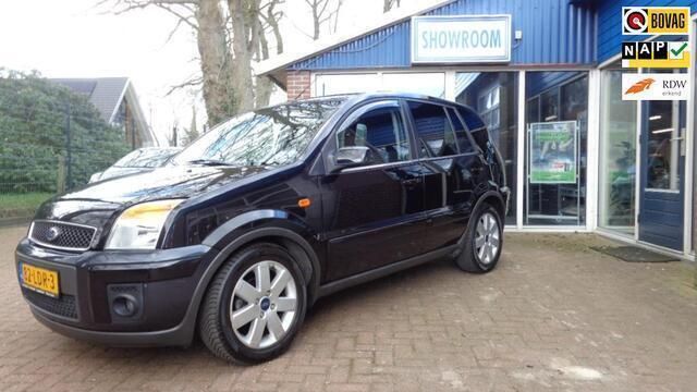Zwart Gebruikt 2010 Ford Fusion Futura MPV | € 4.950 (Duur) - Afbeelding 1/4