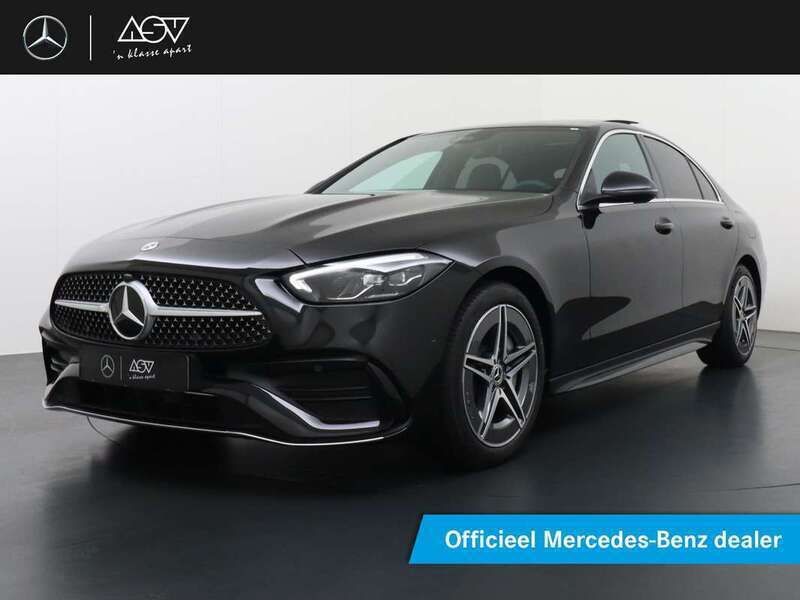 Zwart Nieuw 2025 Mercedes C300e AMG line Sedan | € 59.925 (Eerlijke prijs) - Afbeelding 1/4