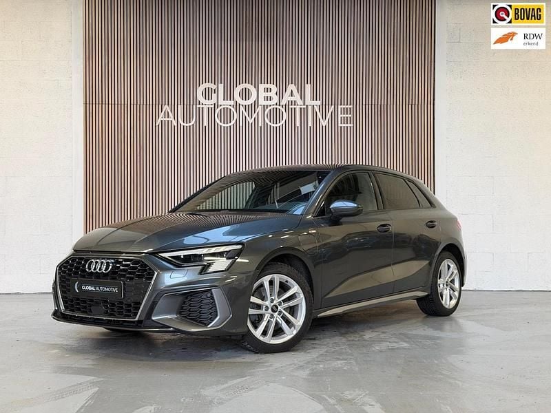 Occasion Audi A3 Sportback e-tron S-Line 204 PK (150 kW) 2021 Grijs Hatchback