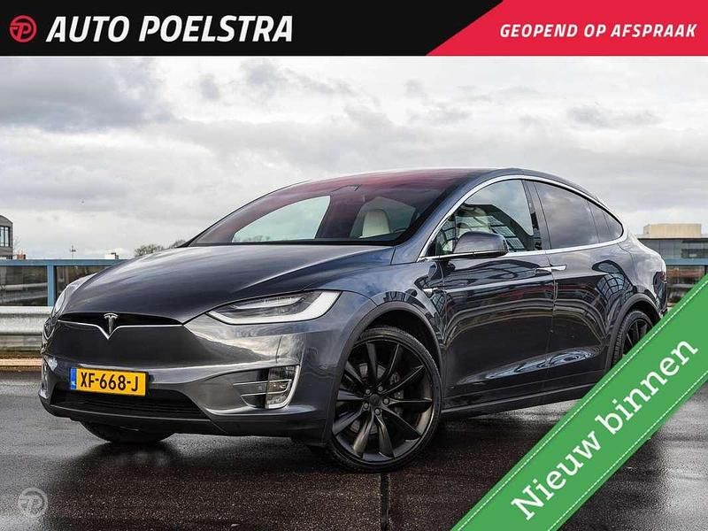 Grijs Occasion 2018 Tesla Model X SUV | € 36.950 (Duur) - Afbeelding 1/4