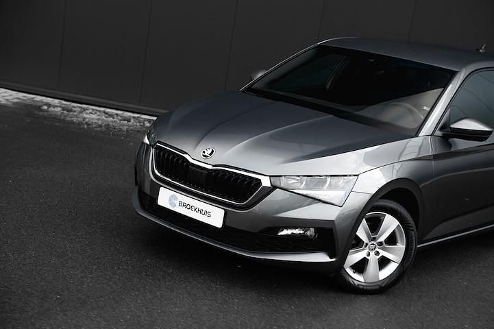 Occasion Skoda Scala Business Line 110 PK (80 kW) 2023 Grijs Hatchback