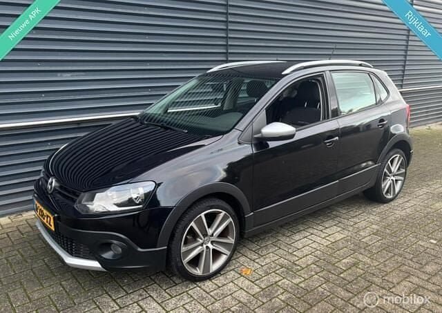 Zwart Gebruikt 2011 VW Polo Cross Hatchback | € 5.880 (Goede deal) - Afbeelding 1/4
