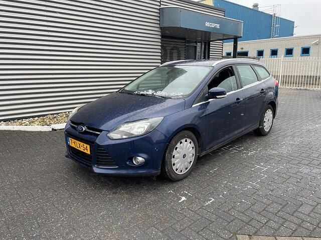 Blauw Occasion 2013 Ford Focus Titanium Stationwagen | € 2.750 (Goede deal) - Afbeelding 1/4