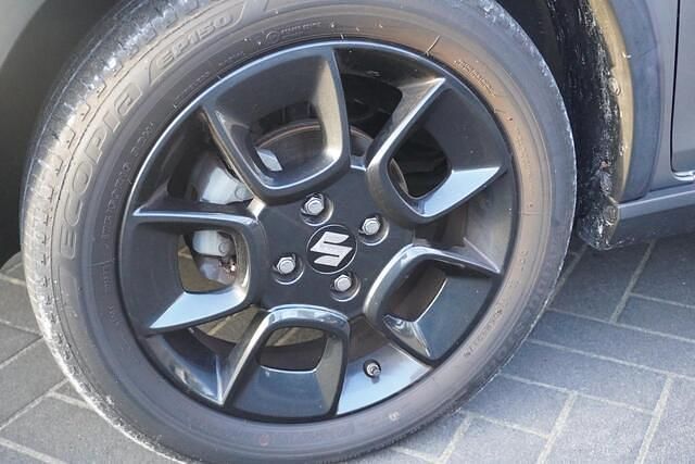 Occasion Suzuki Ignis 90 PK (66 kW) 2018 Grijs (metallic) Hatchback