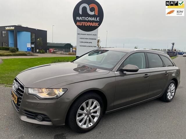 Grijs Gebruikt 2013 Audi A6 Business Stationwagen | € 7.399 (Super prijs) - Afbeelding 1/4