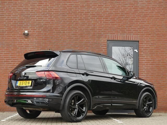 Occasion VW Tiguan Black Edition 191 PK (140 kW) 2022 Zwart SUV