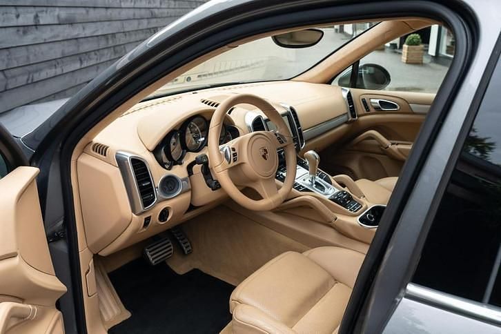 Occasion Porsche Cayenne Turbo 500 PK (367 kW) 2011 Grijs SUV