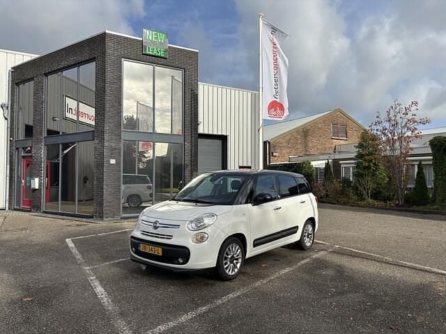 Wit Gebruikt 2016 Fiat 500L Living MPV | € 5.950 (Goede deal) - Afbeelding 1/4